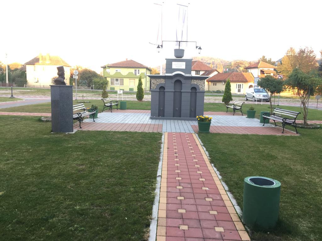 Apartman Jezdic Banja Koviljača Kültér fotó